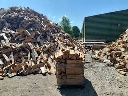Vente de bûches fendues à Mont-Saint-Aignan
